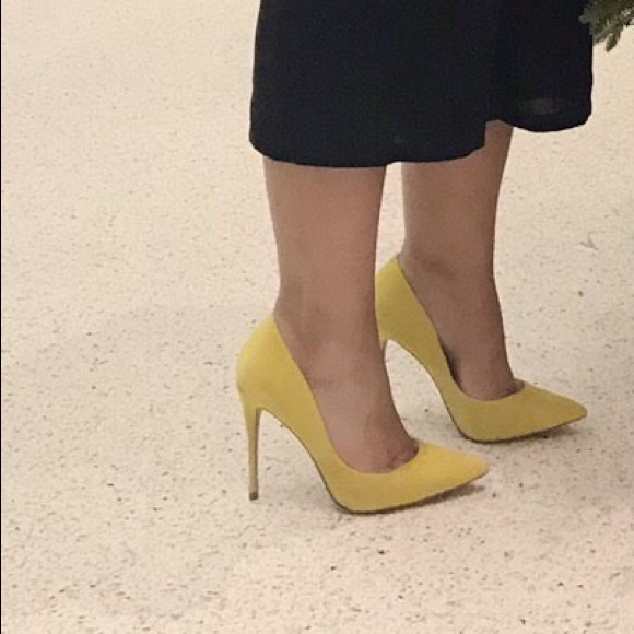 Shoes - Picture 1 of 1